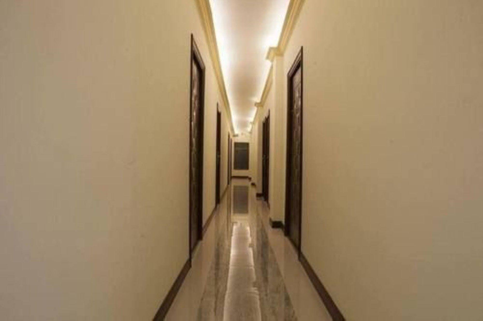 Woodland Hotel Rangoon Eksteriør billede